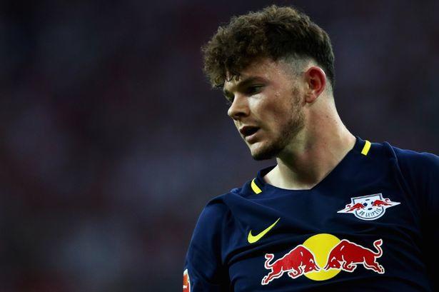 不客气地 不客气地