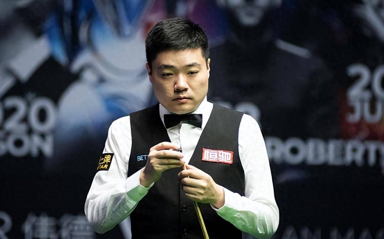 背比赛中保 背比赛中保