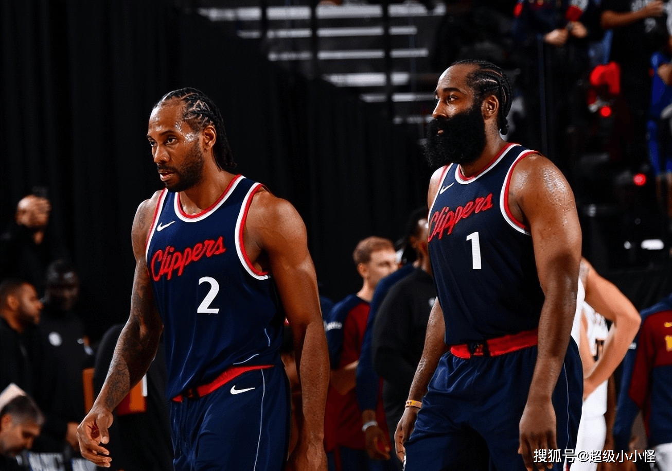 禁区前的横 禁区前的横