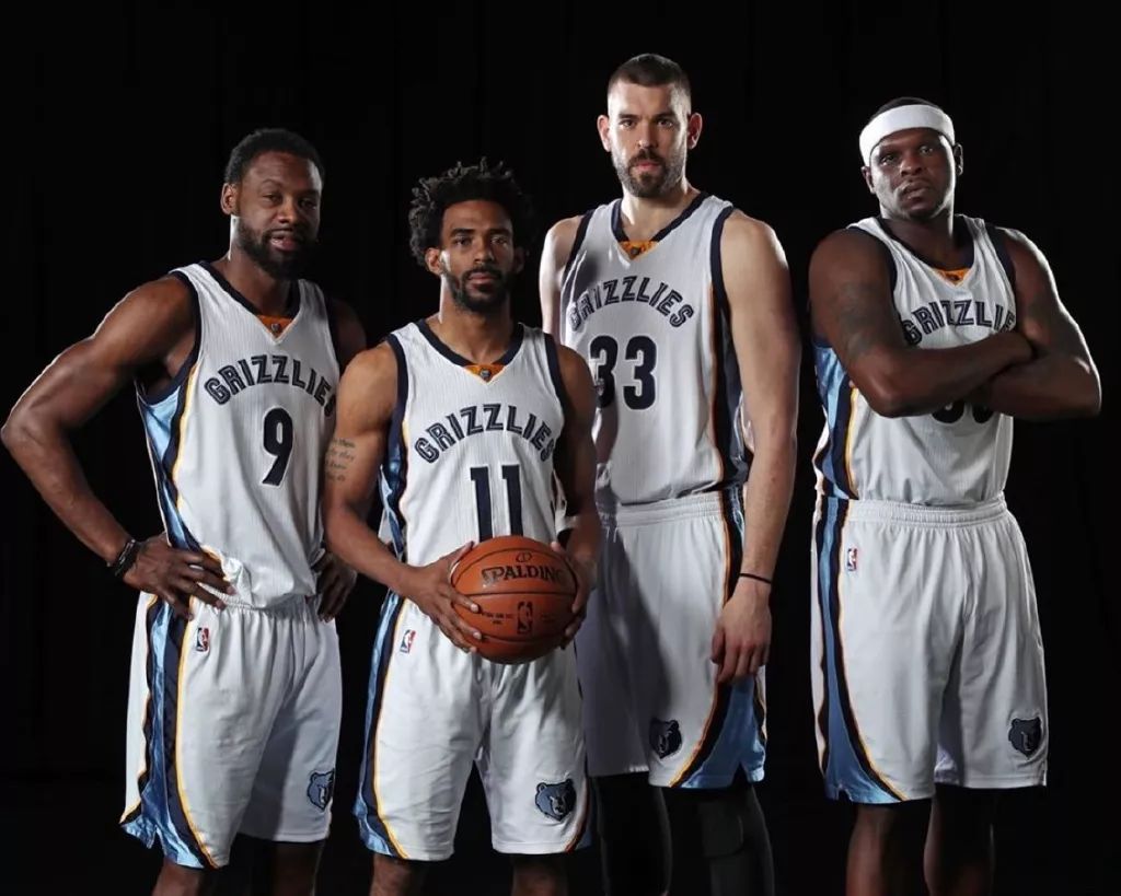 阵地战里暴 阵地战里暴